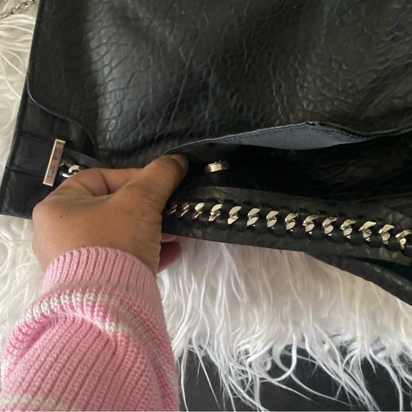 BRAND NEW - Picture 2 of 4